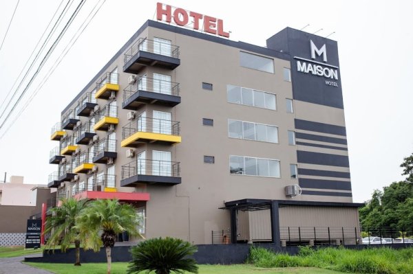 Maison Hotel